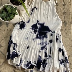 Rare Brandy Melville for Basil Lola Tie Dye 🌻